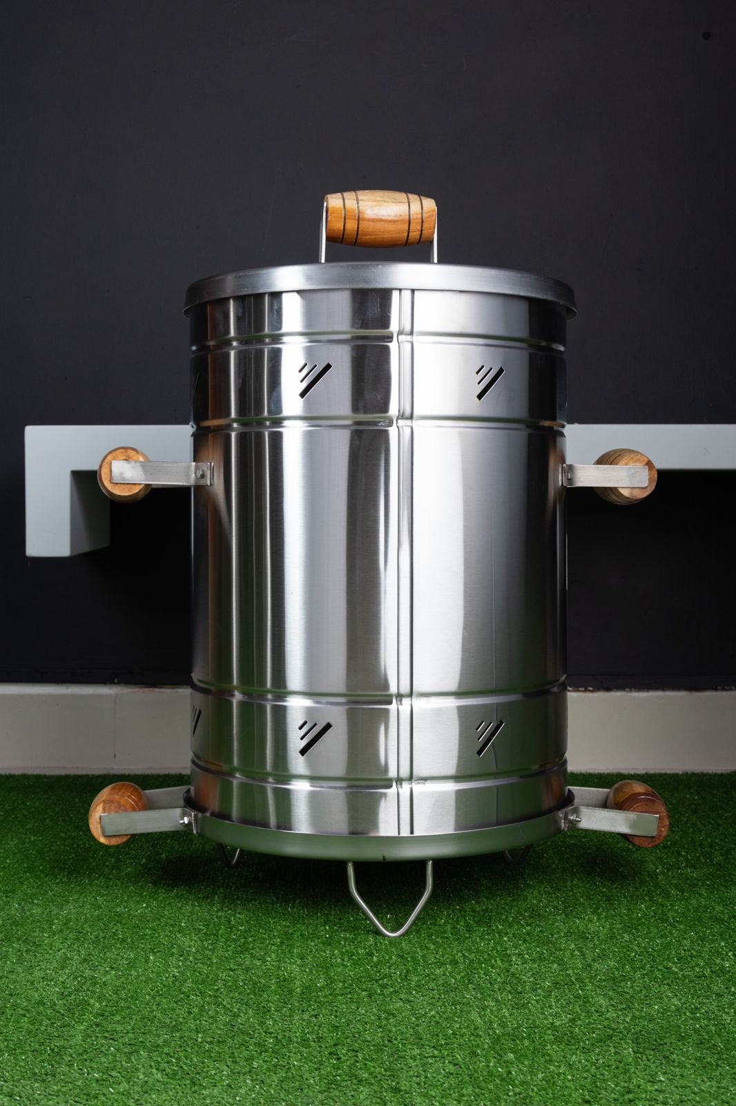 Asador Barril Mediano en Acero Inoxidable | Para 20-30 Personas
