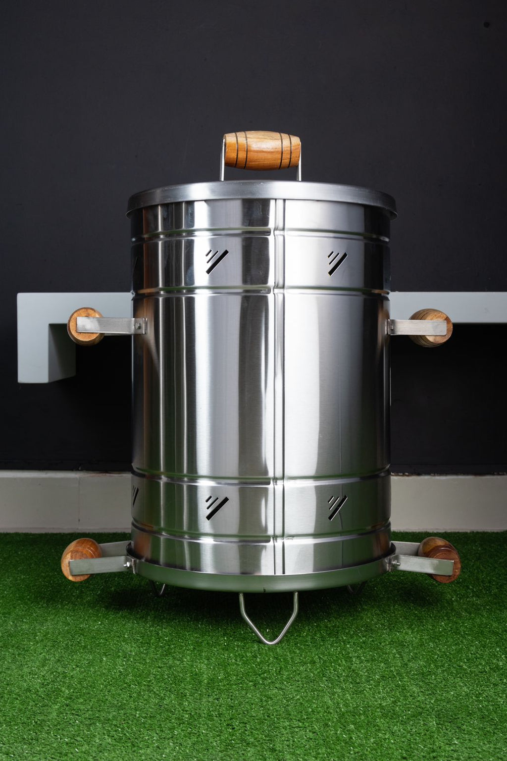 Asador Barril Grande en Acero Inoxidable | 25-30 Libras, 90% Menos Humo